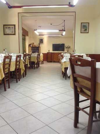 Imagen del bar/restaurante del Hotel 4 Lampioni. Foto 3