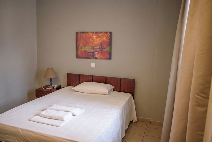 Imagen de la habitación del Hotel ALS Karystos. Foto 6