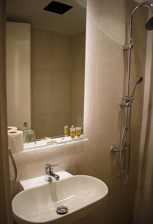Imagen de la habitación del Hotel ALS Karystos. Foto 9