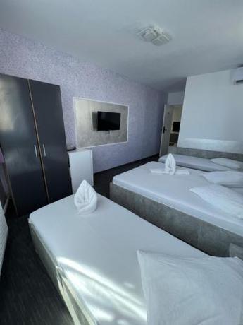 Imagen general del Hotel AMA. Foto 10