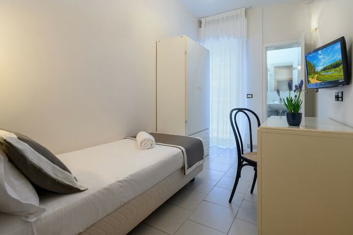 Imagen de la habitación del Hotel ATLAS, Riccione. Foto 13