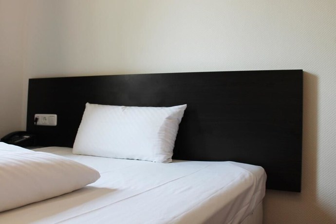Imagen de la habitación del Hotel Aariana. Foto 4