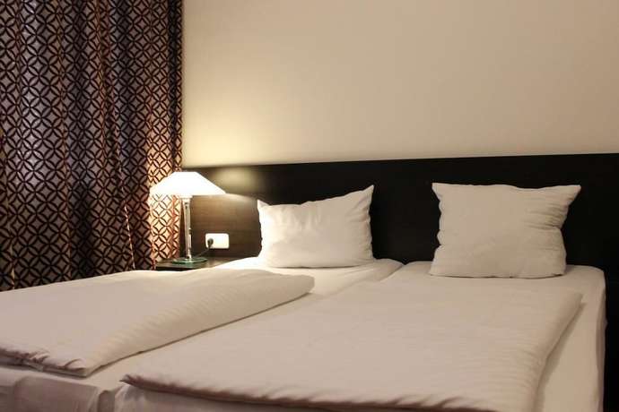 Imagen de la habitación del Hotel Aariana. Foto 6
