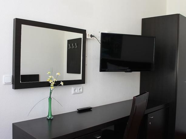 Imagen de la habitación del Hotel Aariana. Foto 15