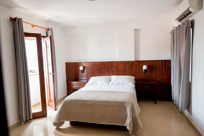 Imagen de la habitación del Hotel Acapulco, Ciudad de Panam&aacute;. Foto 13