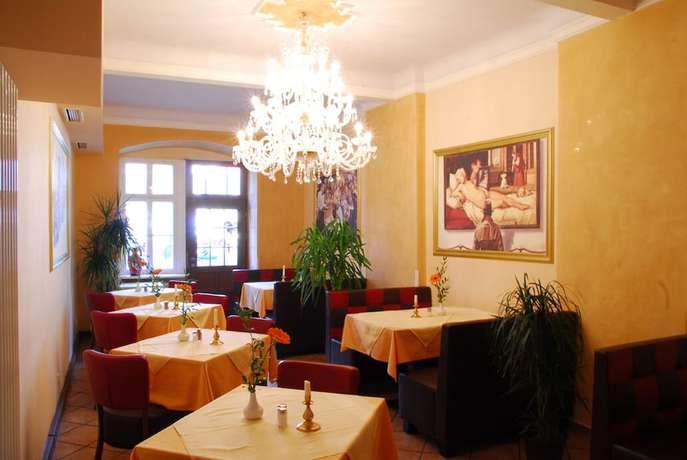 Imagen del bar/restaurante del Hotel Adler, Rudolstadt. Foto 4