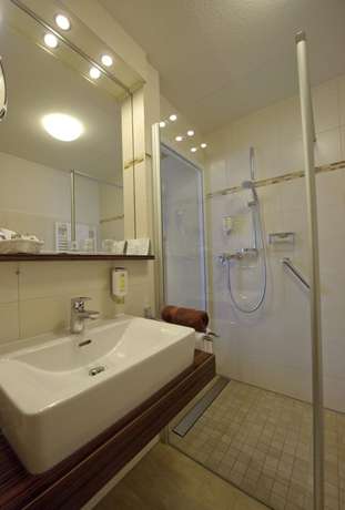 Imagen de la habitación del Hotel Adlerbr&auml;u. Foto 17