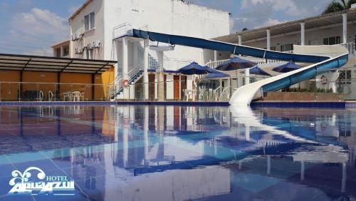 Imagen general del Hotel Agua Azul Melgar Tolima. Foto 1