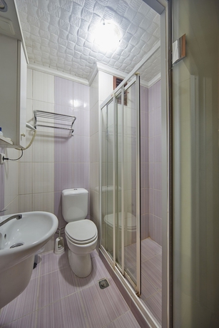 Imagen de la habitación del Hotel Akcinar. Foto 10