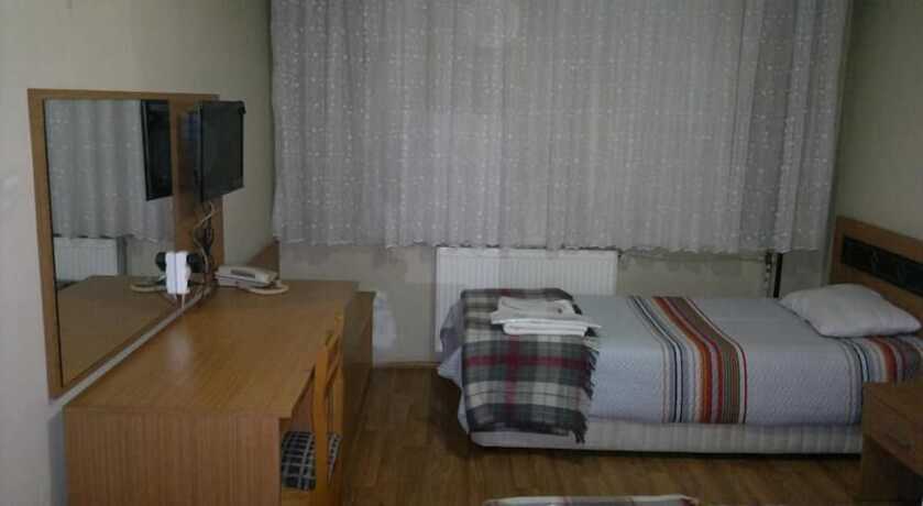 Imagen de la habitación del Hotel Akgun. Foto 7