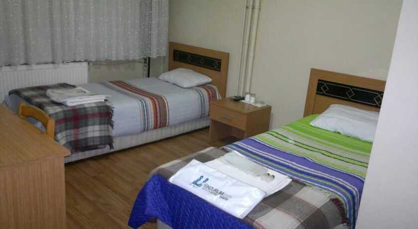 Imagen de la habitación del Hotel Akgun. Foto 11