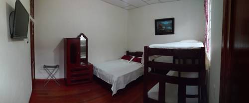 Imagen de la habitación del Hotel Alcayata Colonial. Foto 2