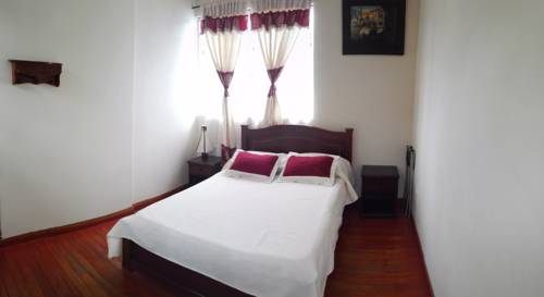 Imagen de la habitación del Hotel Alcayata Colonial. Foto 3