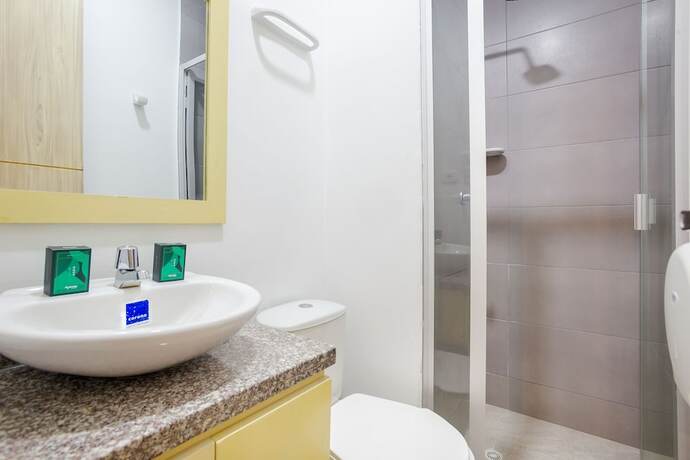 Imagen de la habitación del Hotel Alejandria City. Foto 5