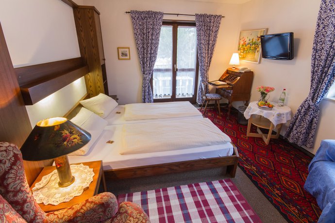 Imagen de la habitación del Hotel Alexandra. Foto 8