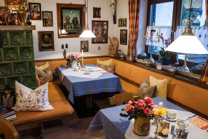 Imagen del bar/restaurante del Hotel Alexandra. Foto 3