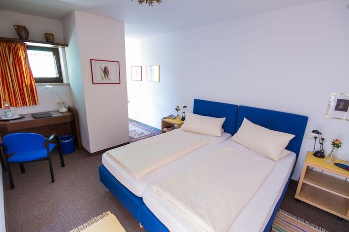 Imagen de la habitación del Hotel Alexandra. Foto 16