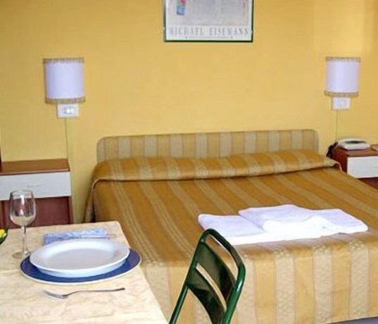 Imagen de la habitación del Hotel Ali Sul Lago. Foto 5