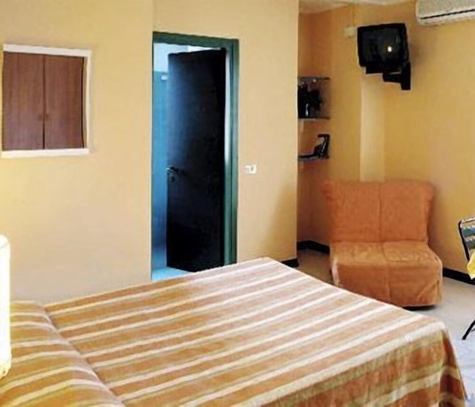 Imagen de la habitación del Hotel Ali Sul Lago. Foto 7