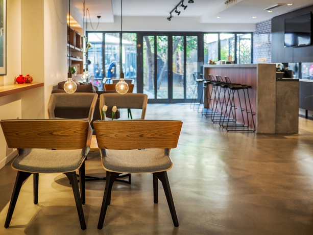 Imagen de los interiores del Hotel Alilass. Foto 14