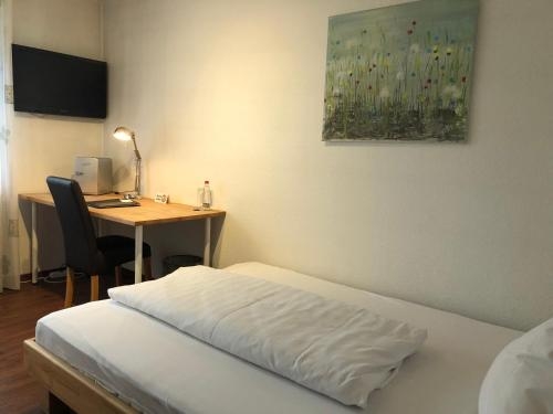 Imagen de la habitación del Hotel Alka. Foto 7