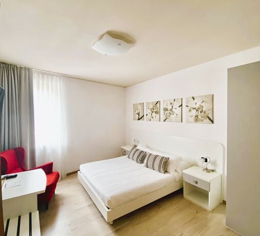 Imagen de la habitación del Hotel Alle Porte. Foto 10