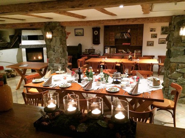 Imagen del bar/restaurante del Hotel Alpenhof Das klingende Gasthaus. Foto 4