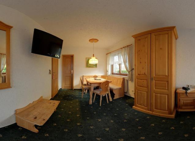 Imagen de la habitación del Hotel Alpenhof Das klingende Gasthaus. Foto 8