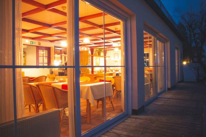 Imagen del bar/restaurante del Hotel Alpenrose, Bad W&ouml;rishofen. Foto 3