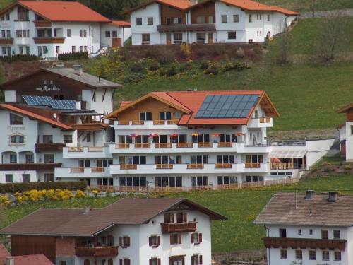 Imagen general del Hotel Alpenrose, Fendels . Foto 7