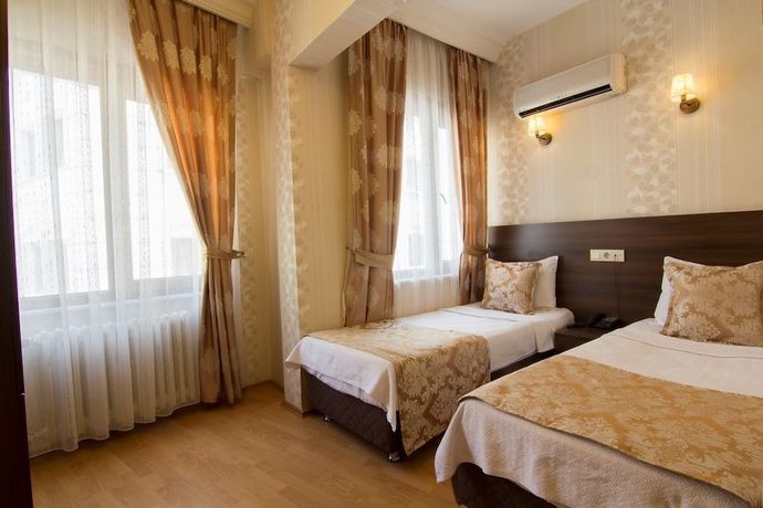 Imagen de la habitación del Hotel Alpin Laleli. Foto 7
