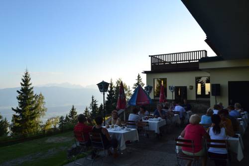 Imagen de la habitación del Hotel Alpinum. Foto 6