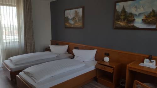 Imagen de la habitación del Hotel Alt Steinbach. Foto 13