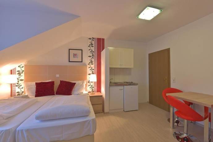 Imagen de la habitación del Hotel Alt-Finthen. Foto 9
