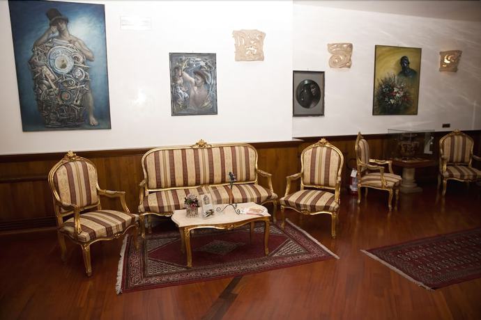 Imagen de los interiores del Hotel Altavilla. Foto 15