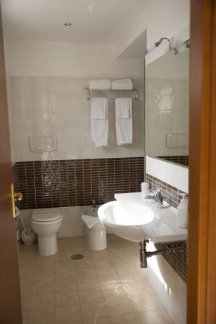 Imagen de la habitación del Hotel Altavilla. Foto 7