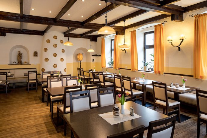 Imagen del bar/restaurante del Hotel Alte Post, Schongau. Foto 3