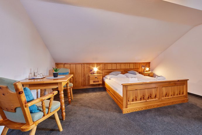 Imagen de la habitación del Hotel Alter Wirth. Foto 19