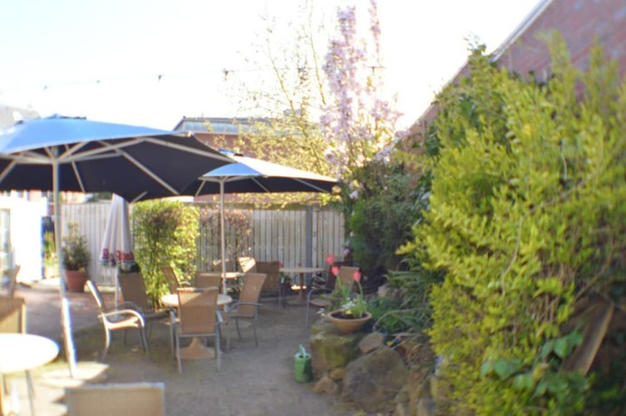 Imagen del bar/restaurante del Hotel Altes Gasthaus D&uuml;sterbeck. Foto 2