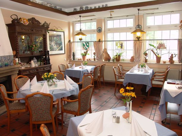 Imagen del bar/restaurante del Hotel Altes Gasthaus D&uuml;sterbeck. Foto 6