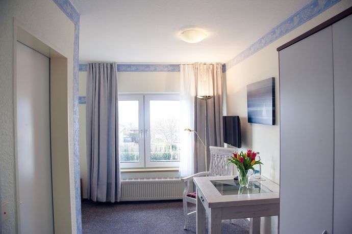 Imagen de la habitación del Hotel Altes Kurhaus. Foto 5