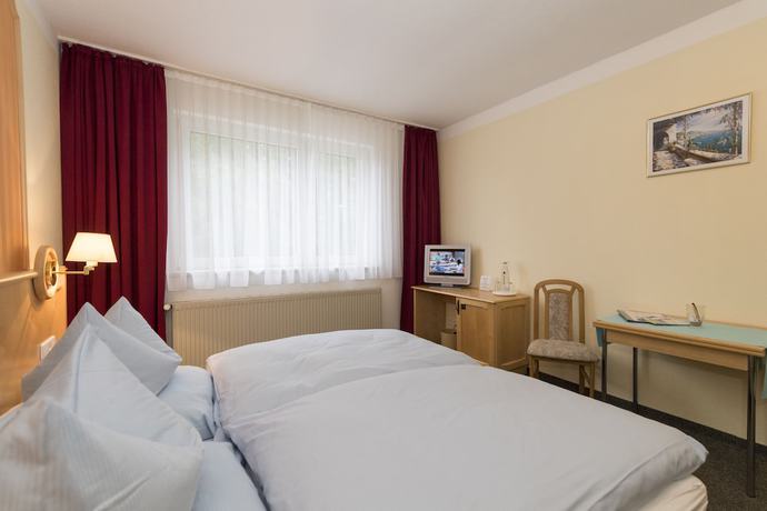 Imagen de la habitación del Hotel Altes Kurhaus. Foto 16