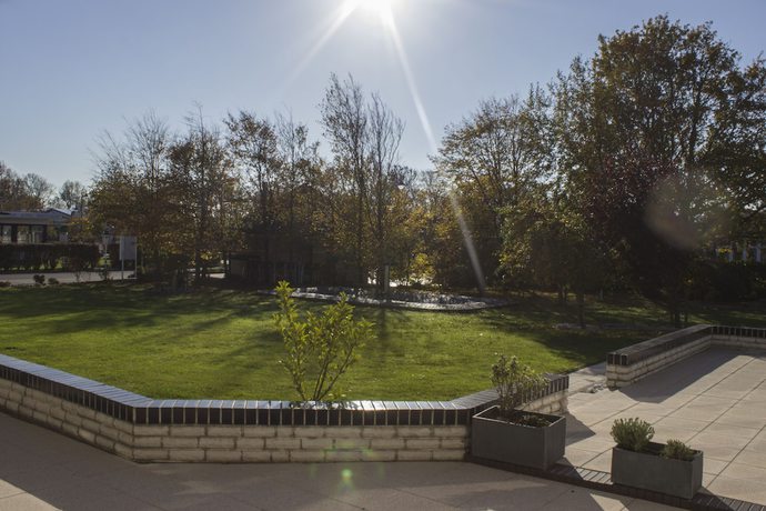 Imagen de los exteriores del Hotel Am Friesenstrand. Foto 18