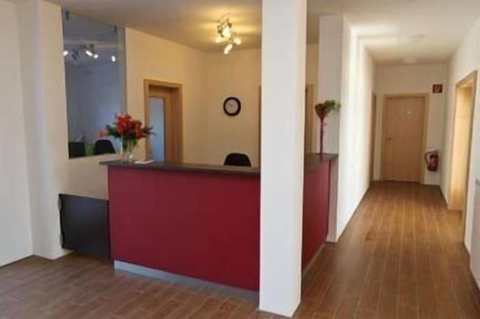 Imagen de los interiores del Hotel Am Interpark. Foto 20