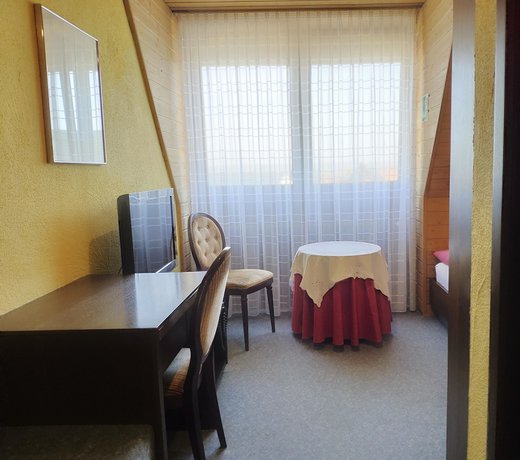 Imagen de la habitación del Hotel Am Markt, Neckarwestheim. Foto 10