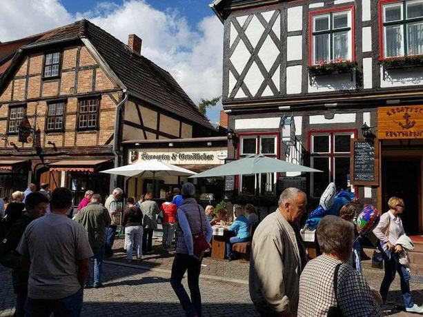 Imagen de los exteriores del Hotel Am Rathaus, Tangerm&uuml;nde. Foto 11
