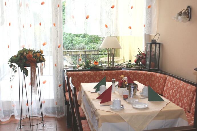 Imagen del bar/restaurante del Hotel Am Roonplatz. Foto 11
