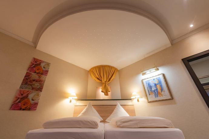 Imagen de la habitación del Hotel Am Schloss, Illertissen. Foto 10