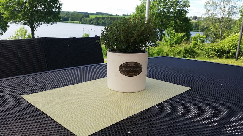 Imagen de los exteriores del Hotel Am Untreusee. Foto 18