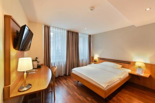 Imagen de la habitación del Hotel Amadeo. Foto 3